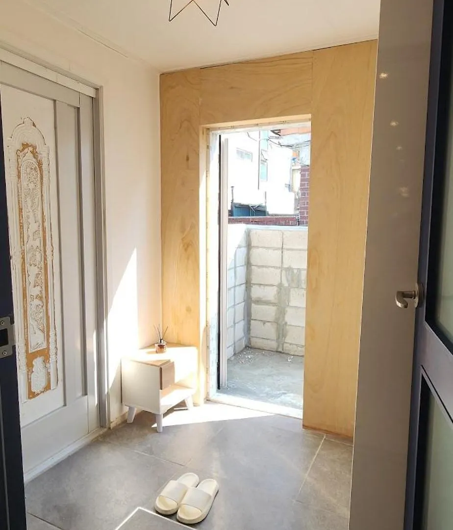 Mono House 101 Apartment Incheon