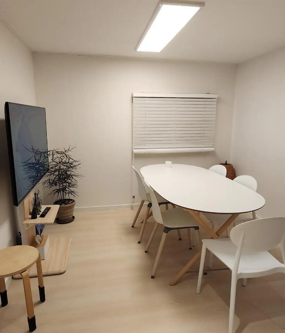 Mono House 101 Apartment Incheon