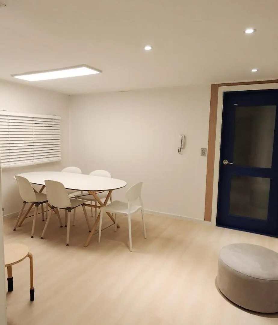 Mono House 101 Apartment Incheon South Korea