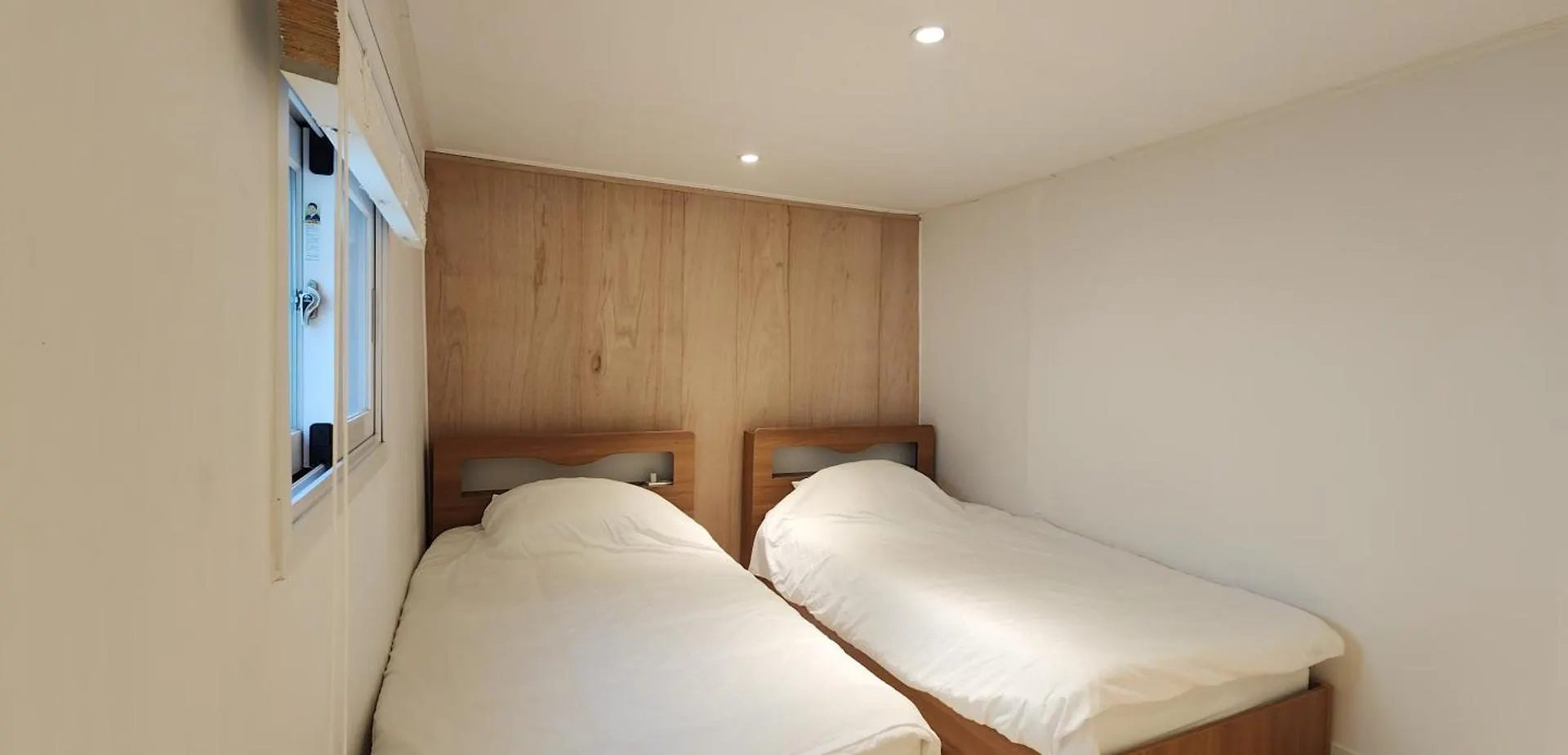 Mono House 101 Apartment Incheon